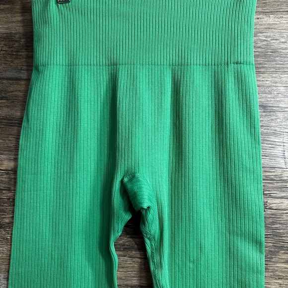 ZYIA Green Ribbed Leggings Full-Length Small - Picture 3 of 8